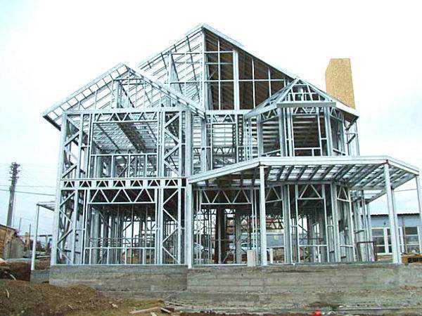通化钢结构建筑的腐蚀问题应该如何预防
